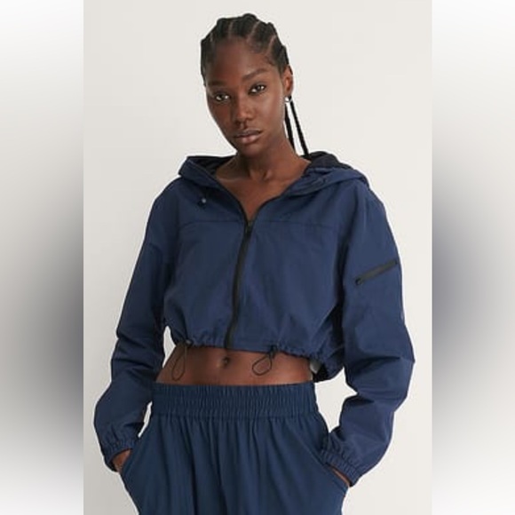 Na-Kd Jackets & Blazers - NA-KD Navy Cropped Hooded Windbreaker- MEDIUM